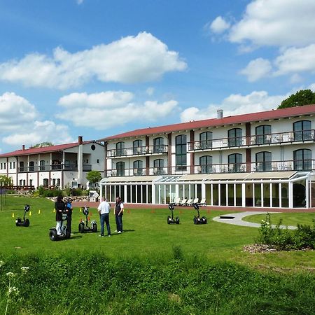 Golfpark Strelasund Süderholz Exteriör bild